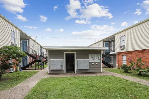 4639 Tigerland Ave, Baton Rouge, LA 70820