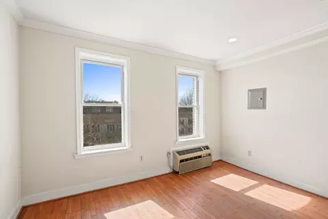 1110 Columbia Rd NW, Washington, DC 20009 photo 5