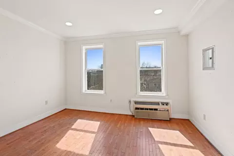1110 Columbia Rd NW, Washington, DC 20009 photo 6