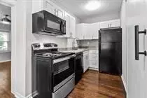 4104 Warwick Blvd, Kansas City, MO 64111