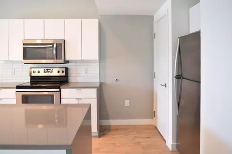 3435 Main St, Kansas City, MO 64111 photo 3