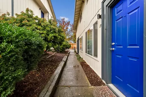 13000 NW Cornell Rd, Cedar Mill, OR 97229