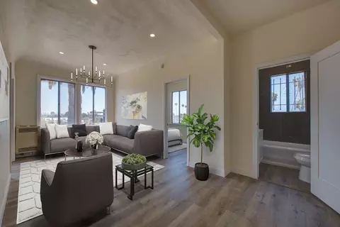 437 N Ardmore Ave, Los Angeles, CA 90004