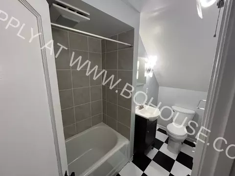 7409 Bradbury Ave, Fort Wayne, IN 46809