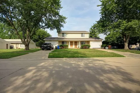 2403 Leeper Dr, Champaign, IL 61822