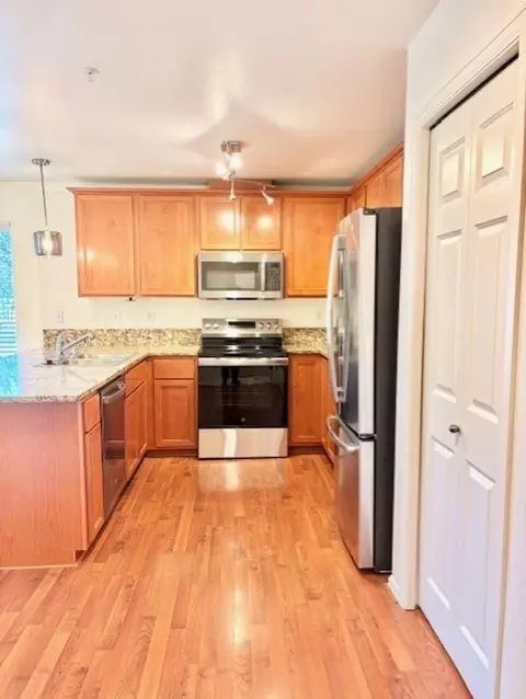 14300 Greenwood Ave N, Seattle, WA 98133