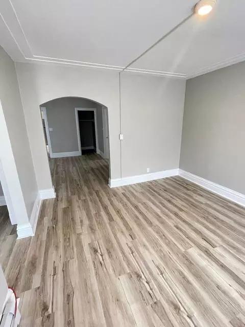 611 E 6th St, Duluth, MN 55805 photo 4