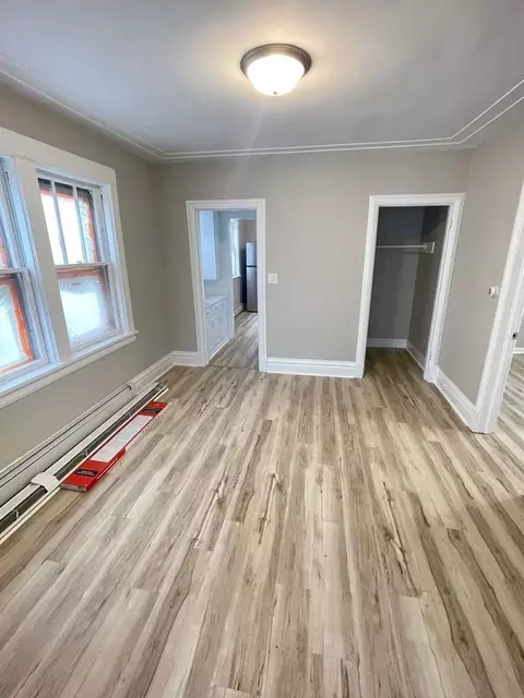 611 E 6th St, Duluth, MN 55805 photo 3