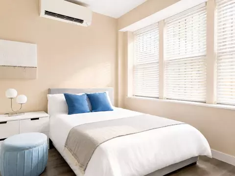 200 E 11th St, New York, NY 10003