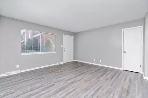 10466 Wornall Rd, Kansas City, MO 64114