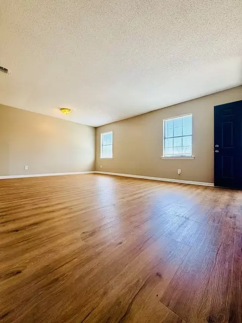 130 Alfred St, Savannah, GA 31408