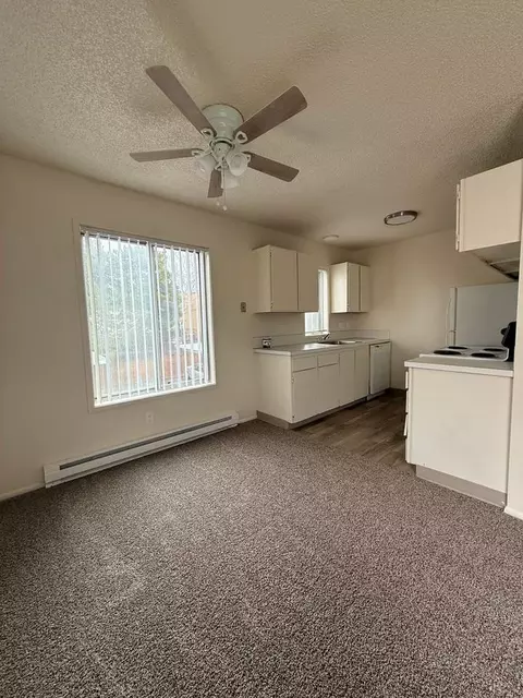 4810 Sunnyside Rd SE, Salem, OR 97302