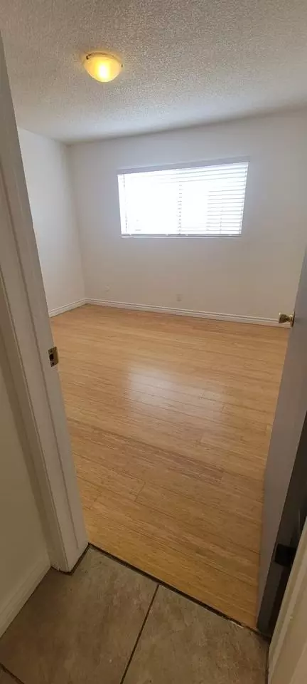 4370 W 141st St, Hawthorne, CA 90250 photo 3
