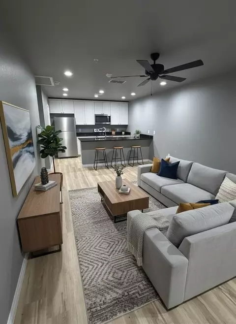 9114 Royal Ln, Waco, TX 76712
