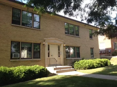 7734 W North Ave, Wauwatosa, WI 53213