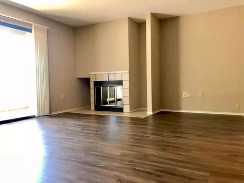 8633 Fair Oaks Blvd, Carmichael, CA 95608