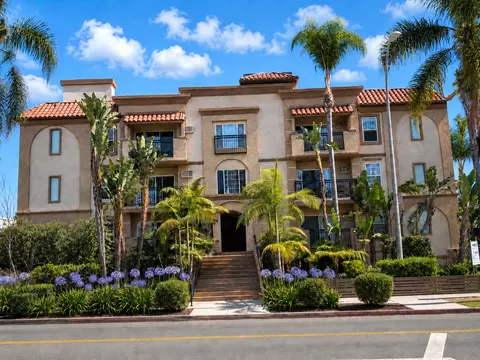 9344 National Blvd, Los Angeles, CA 90034