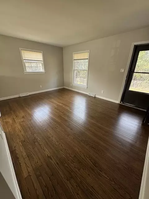2018 Woodland Dr, Charlotte, NC 28205