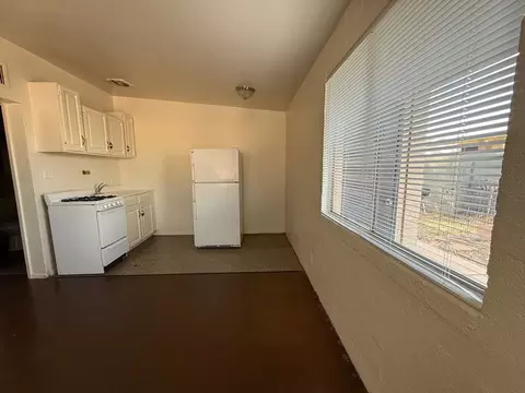 905 S Mariana St, Tempe, AZ 85281 photo 2