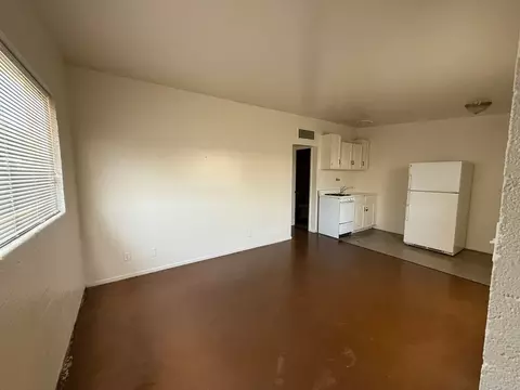 905 S Mariana St, Tempe, AZ 85281 photo 4