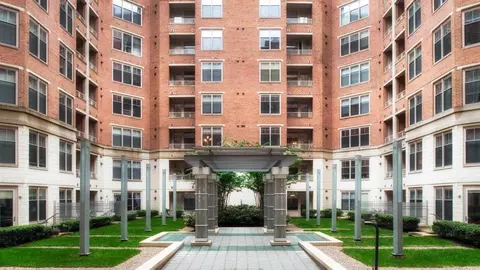 2400 M St NW, Washington, DC 20037 photo 10