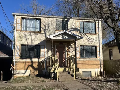 1096 Jackson St, Lincoln Heights, OH 45215