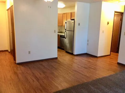 127 8th Ave E, Dickinson, ND 58601 photo 10