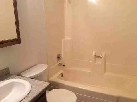 127 8th Ave E, Dickinson, ND 58601 photo 5