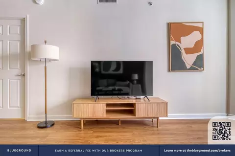 1425 P St NW, Washington, DC 20005 photo 4