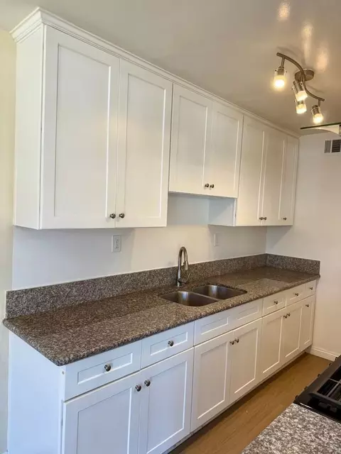 10519 Arrington Ave, Downey, CA 90241 photo 21