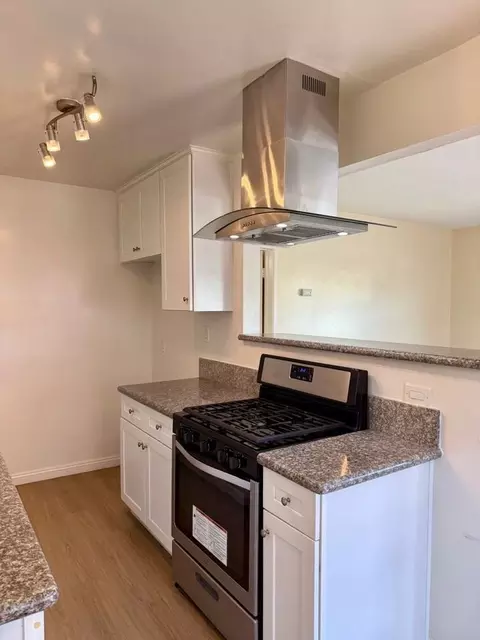10519 Arrington Ave, Downey, CA 90241 photo 20