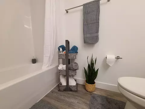 120 10th Ave E, Seattle, WA 98102 photo 16