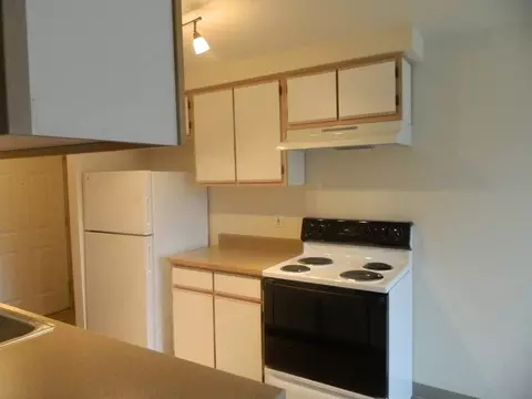1324 SE Pleasant View Dr, Gresham, OR 97080 photo 8