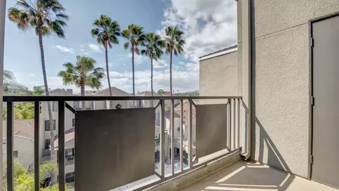 201 W Fairview Ave, Glendale, CA 91202 photo 37