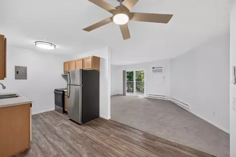 1640 9th St, White Bear Lake, MN 55110