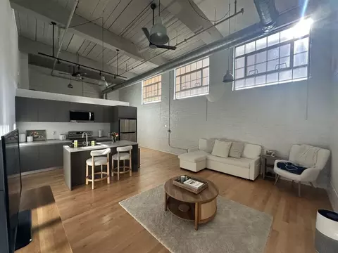 49 Westfield St, Providence, RI 02907