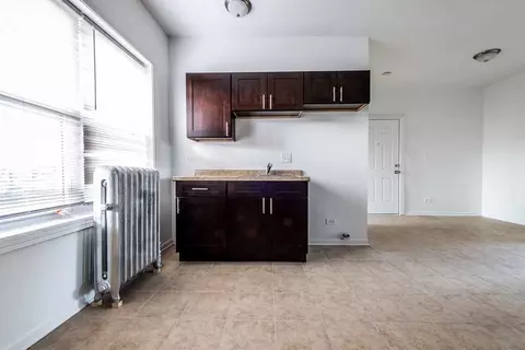 400 S Kilbourn Ave, Chicago, IL 60624 photo 5