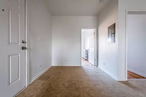 400 S Kilbourn Ave, Chicago, IL 60624 photo 3