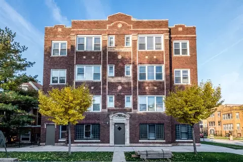 400 S Kilbourn Ave, Chicago, IL 60624 photo 2