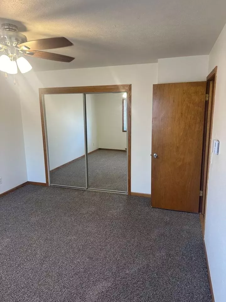 1720 Remington Rd, Rockford, IL 61108 | 38 Photos - Movoto