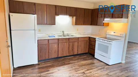 2316 Golf Rd, Eau Claire, WI 54701