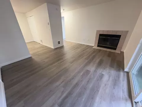 400 S 152nd St, Burien, WA 98148