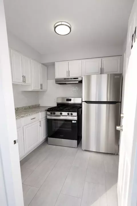 733 E Front St, Plainfield, NJ 07060