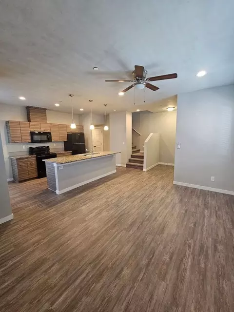 2985 N Meridian Rd, Meridian, ID 83646