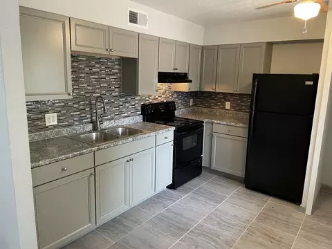 1222 E Mountain View Rd, Phoenix, AZ 85020