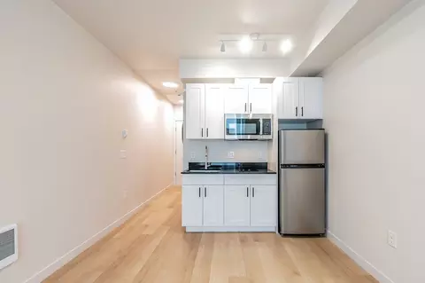 201 E 25th St, Tacoma, WA 98421
