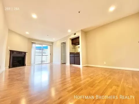 8720 Burton Way, Los Angeles, CA 90048