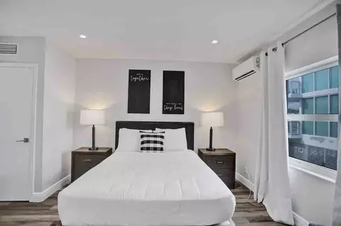 37 Hendricks Isle, Fort Lauderdale, FL 33301