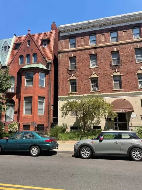 1715 P St NW, Washington, DC 20036