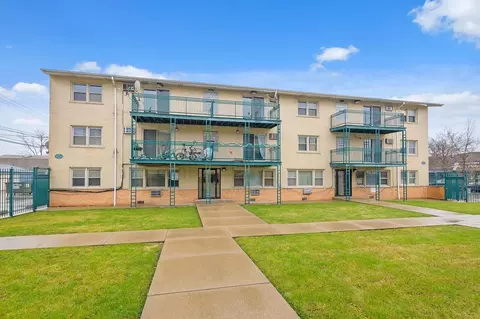 3737 W 63rd St, Chicago, IL 60629